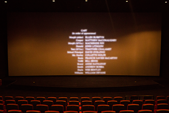 九州酷游国际党委组织召开《长津湖》观影活动